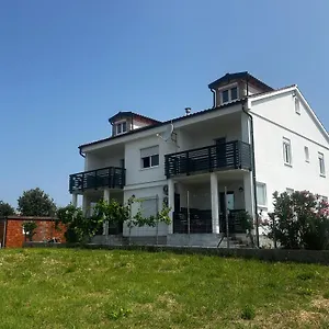 Mateo Apartman